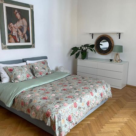 Blue Church Views - Central, Quiet, Bright - 4Th Floor Corner Apartment 125M2 Bratislava Dış mekan fotoğraf