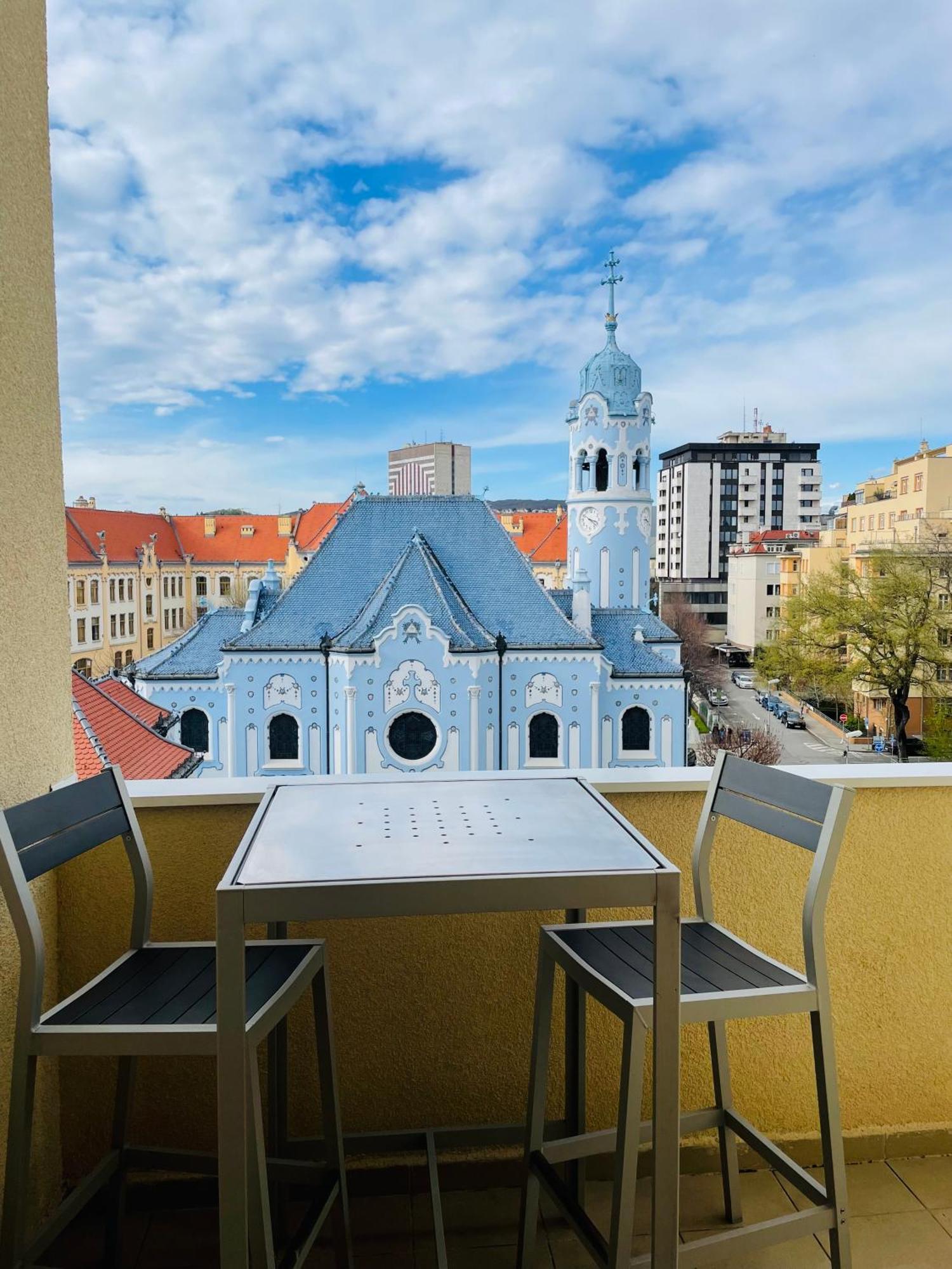 Blue Church Views - Central, Quiet, Bright - 4Th Floor Corner Apartment 125M2 Bratislava Dış mekan fotoğraf