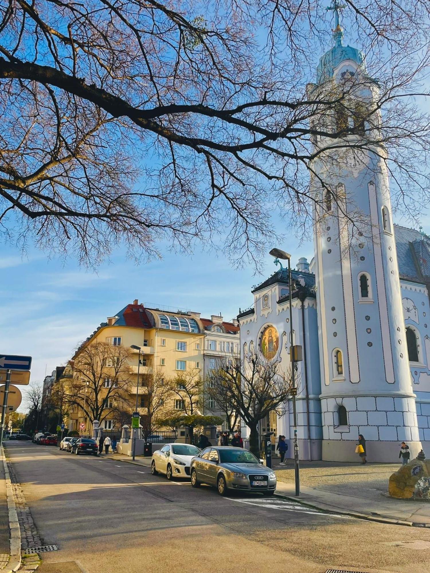 Blue Church Views - Central, Quiet, Bright - 4Th Floor Corner Apartment 125M2 Bratislava Dış mekan fotoğraf